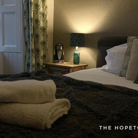 The Hopetoun Arms Hotel Leadhills Exteriör bild