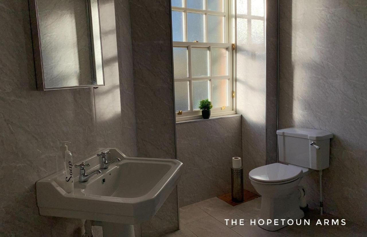 The Hopetoun Arms Hotel Leadhills Exteriör bild