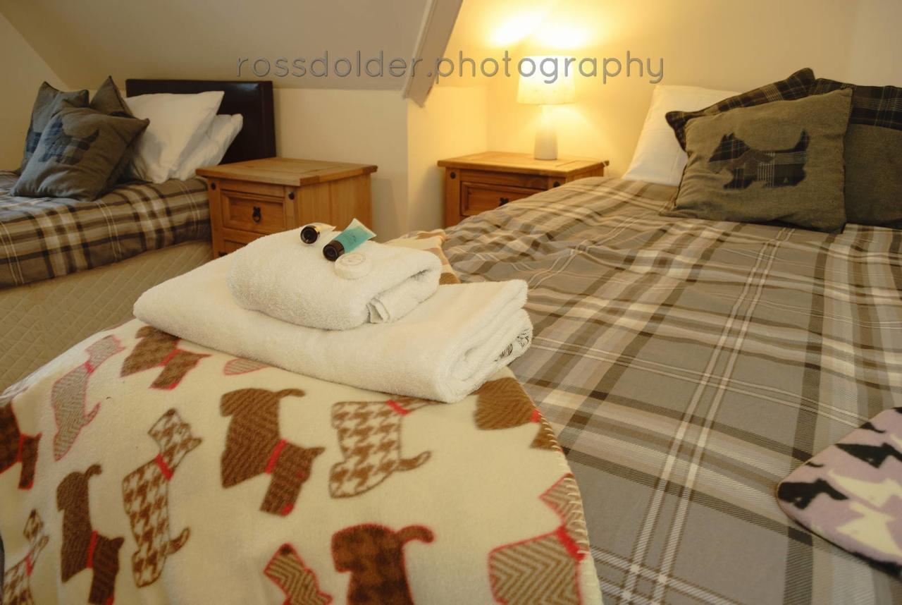 The Hopetoun Arms Hotel Leadhills Exteriör bild